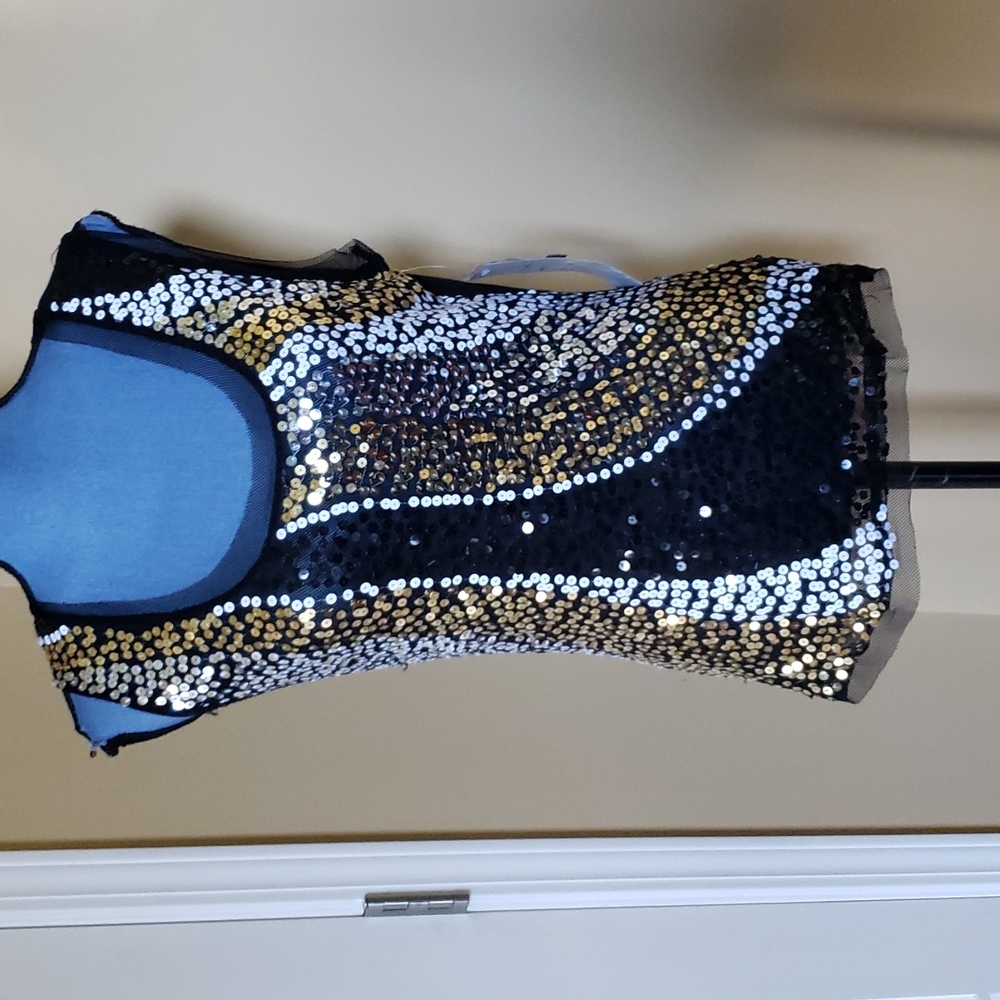 Holiday: NWT Black, Silver, Gold Sequined Tank Top